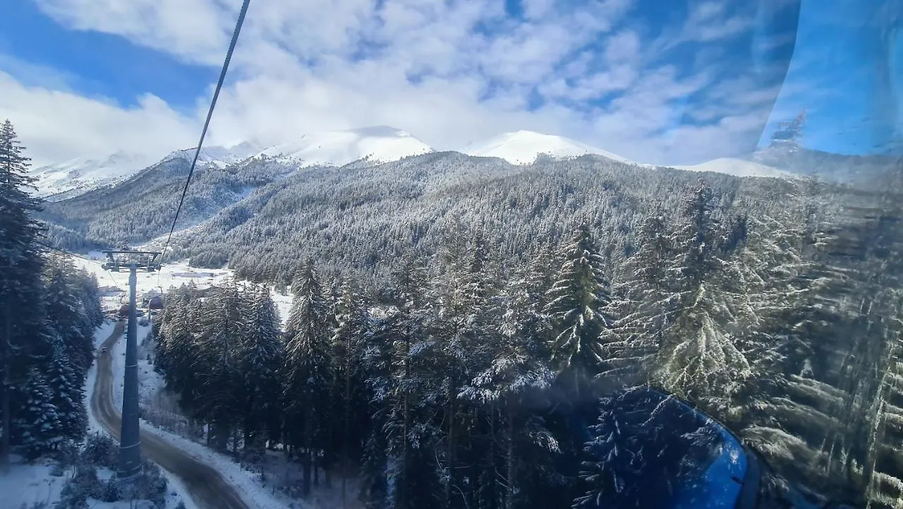 Refurbished Studios, Mountain View Balconies, Minutes From Gondola Bansko 0*,