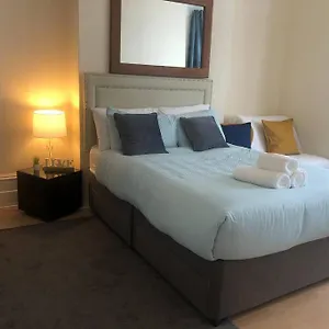  Apartment Marcela's Place - Private Near Heathrow United Kingdom