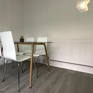  Apartment Wonderful 2 Bedroom On Tower Bridge United Kingdom
